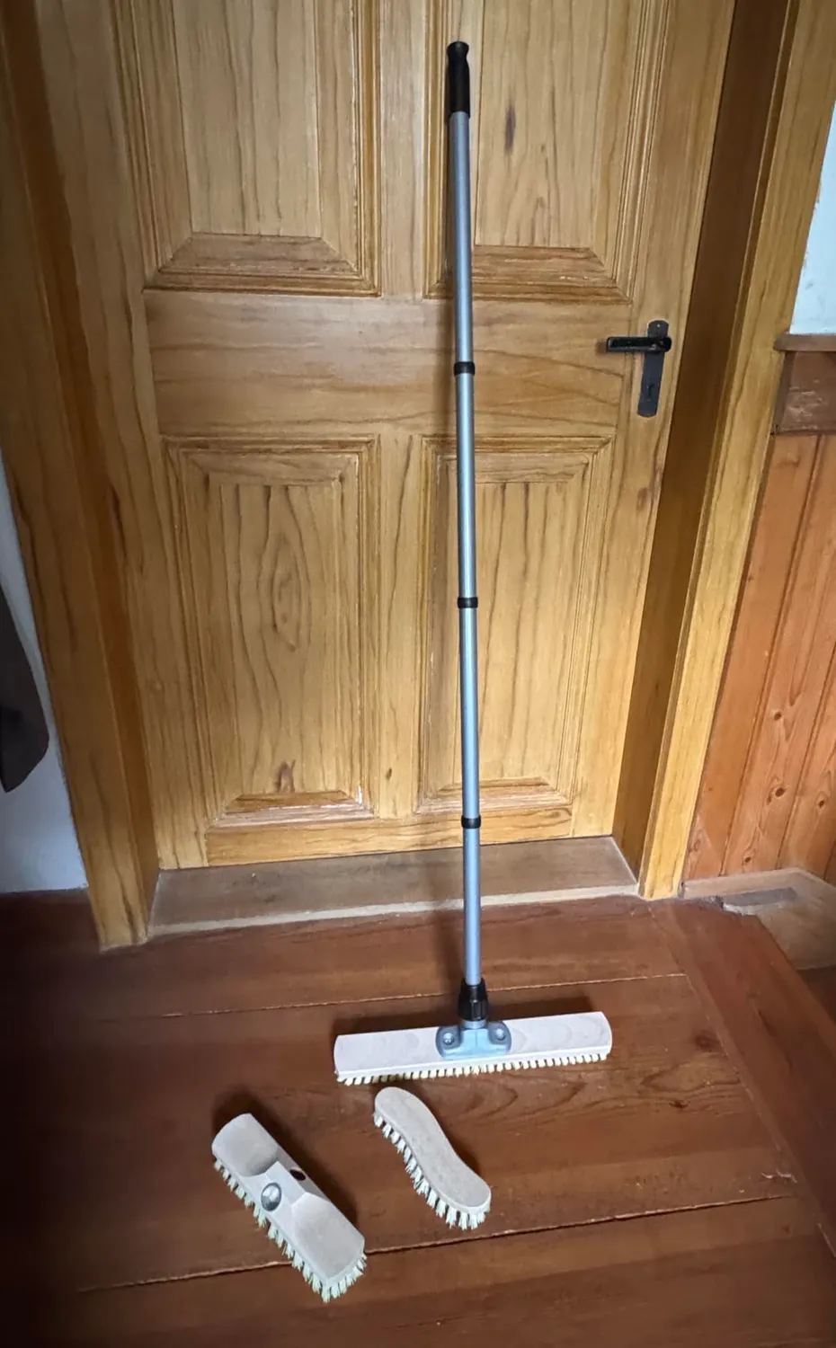 ORGAFLIX Profi Schrubber mit Stiel 40 cm hitzebeständig