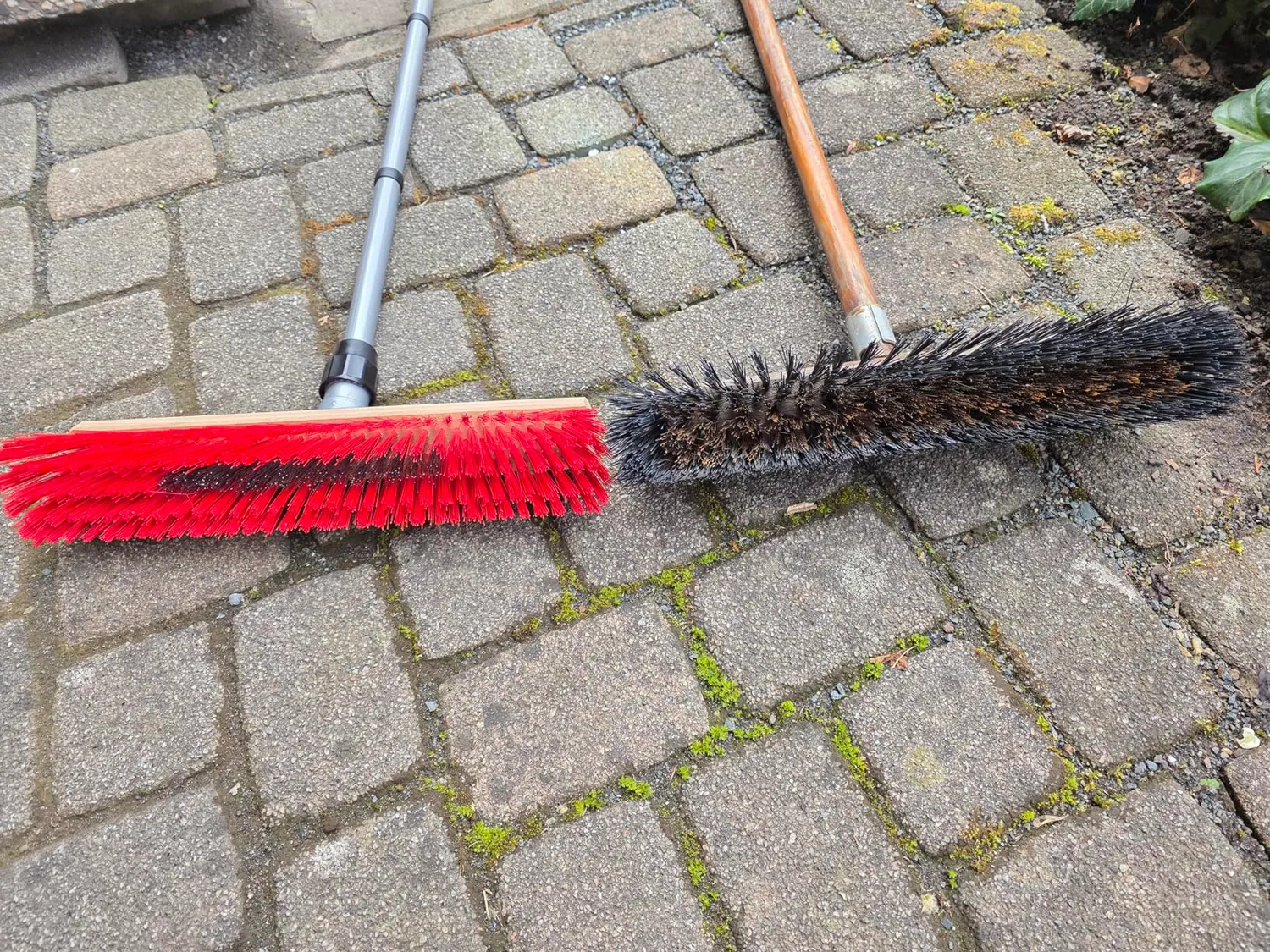 ORGAFLIX Straßenbesen 40 cm Elaston Draht Stiel