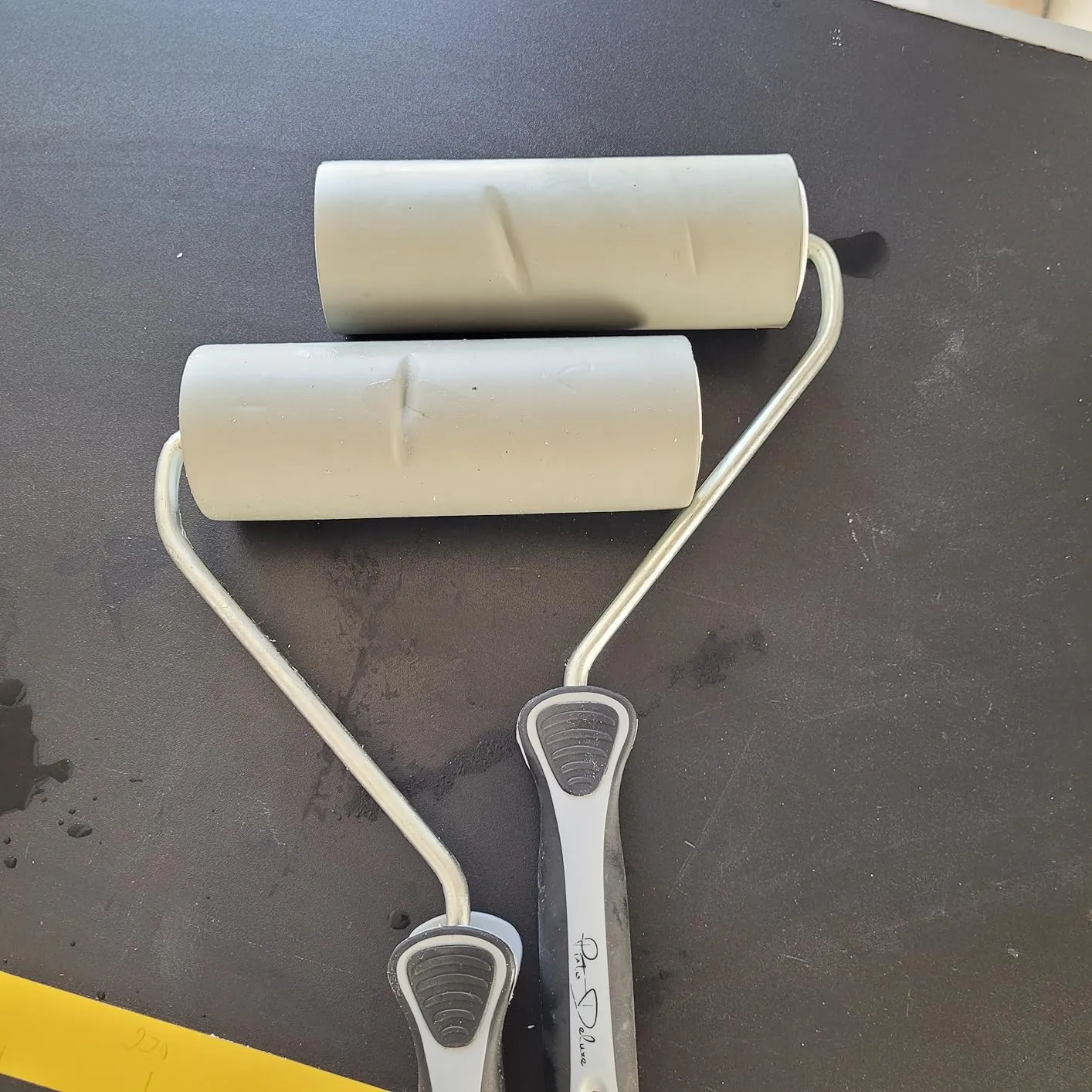 Pinto Deluxe Andrückroller Tapezierroller 100 mm PU-Schaum blasenfrei